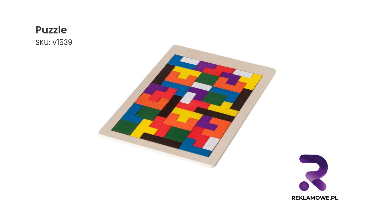 Układanka puzzle na stole