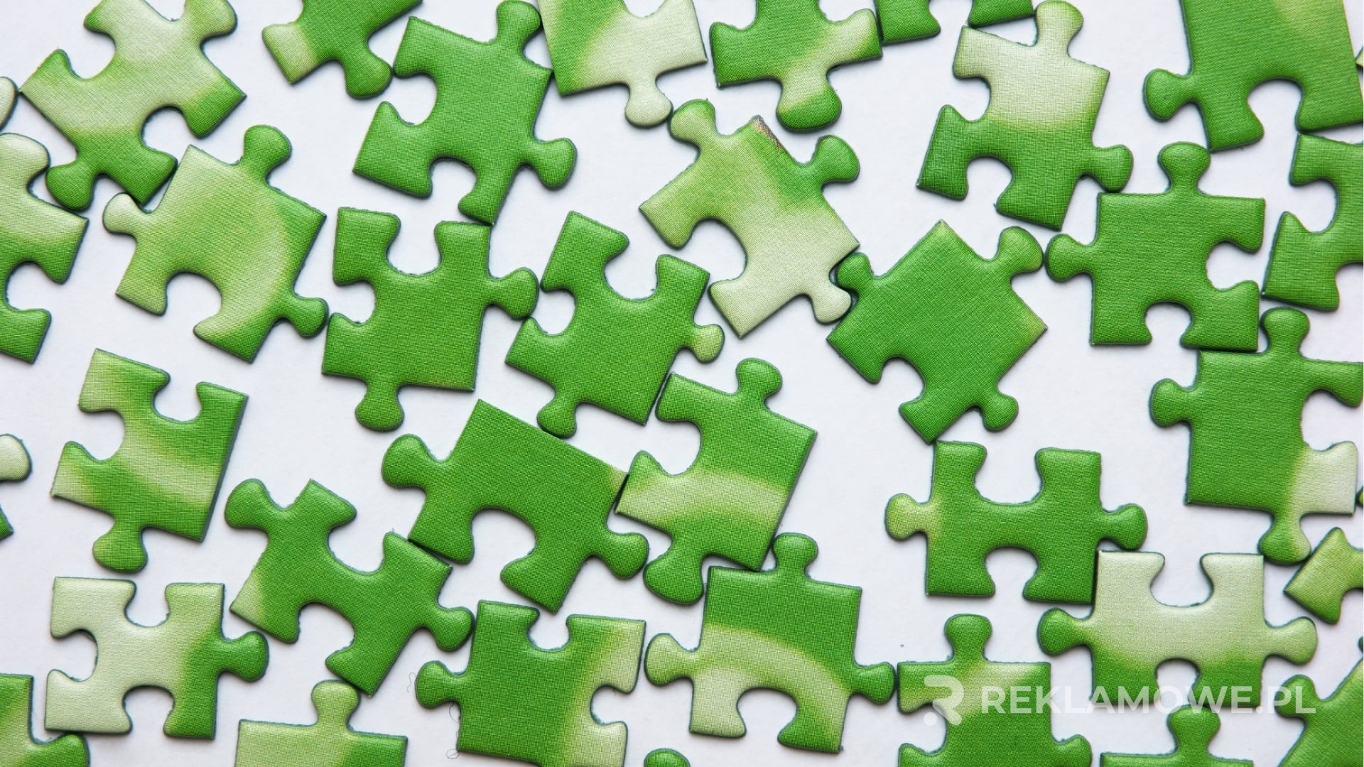 Puzzle reklamowe wykorzystywane w edukacji jako kreatywne narzędzie wspierające naukę i promocję