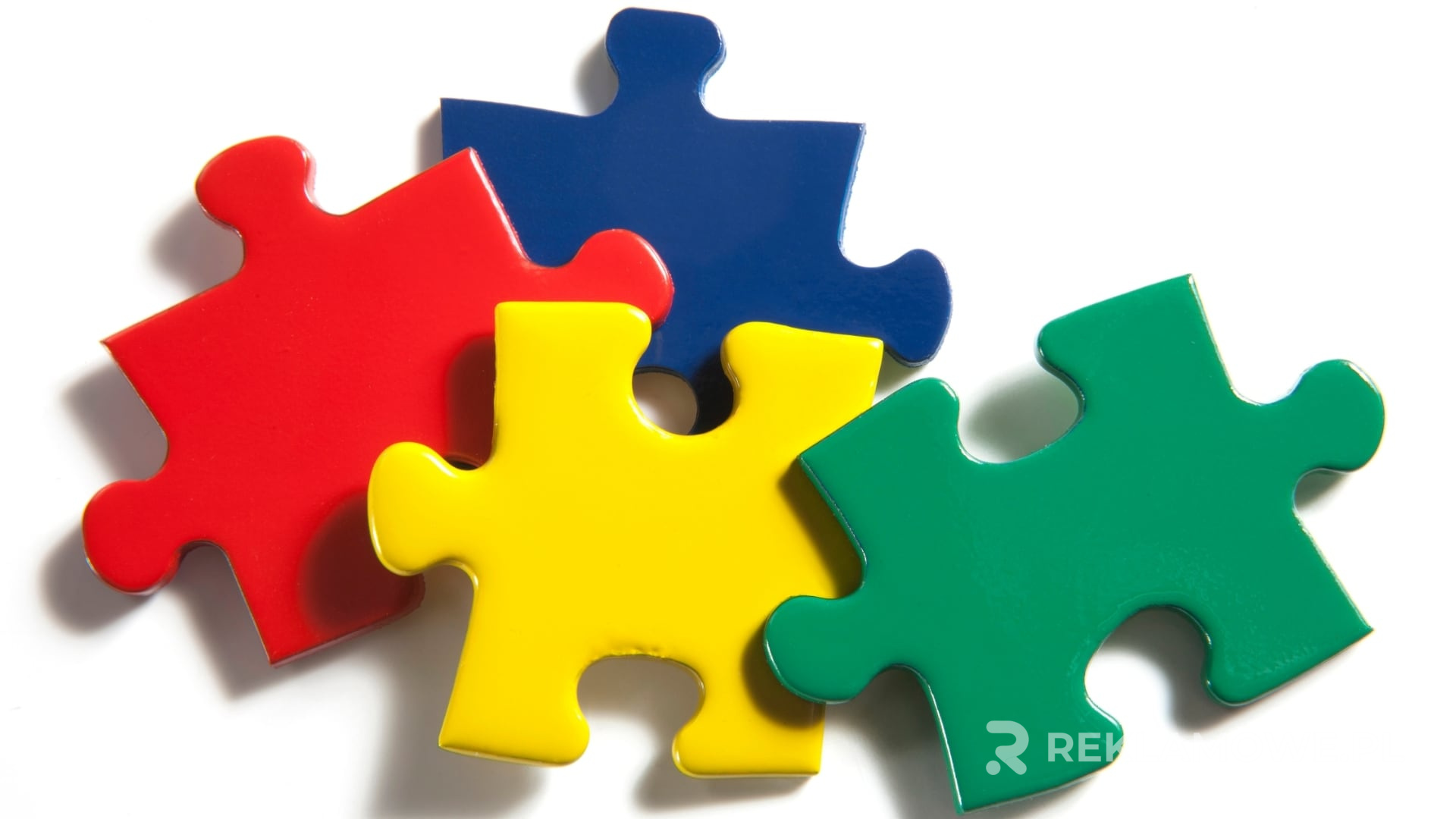 Puzzle reklamowe w strategii multimedialnej Puzzle reklamowe jako element strategii multimedialnej