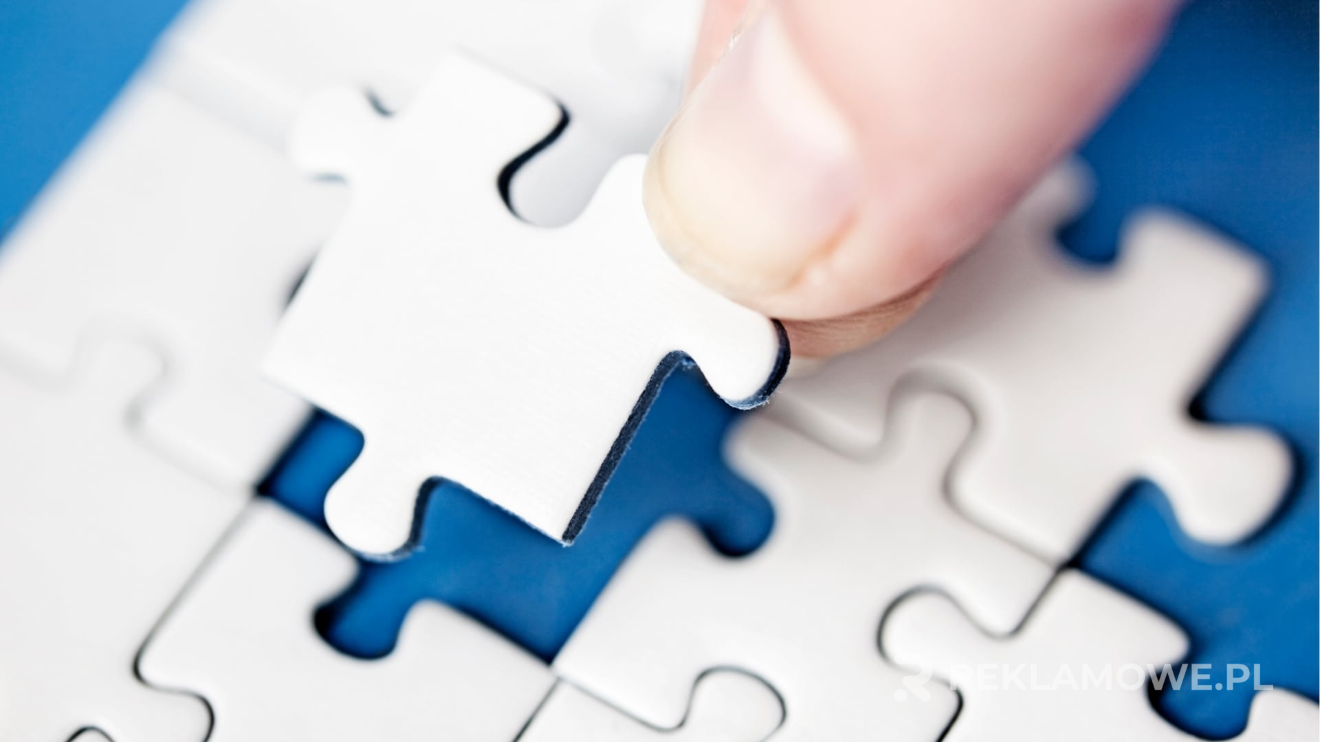 Ekologiczne Rozwiązania Reklamowe Ekologiczne puzzle w koncepcji reklamowej